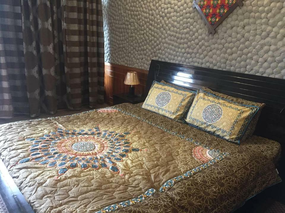 Embassy Villa Suites Karimabad  المظهر الخارجي الصورة