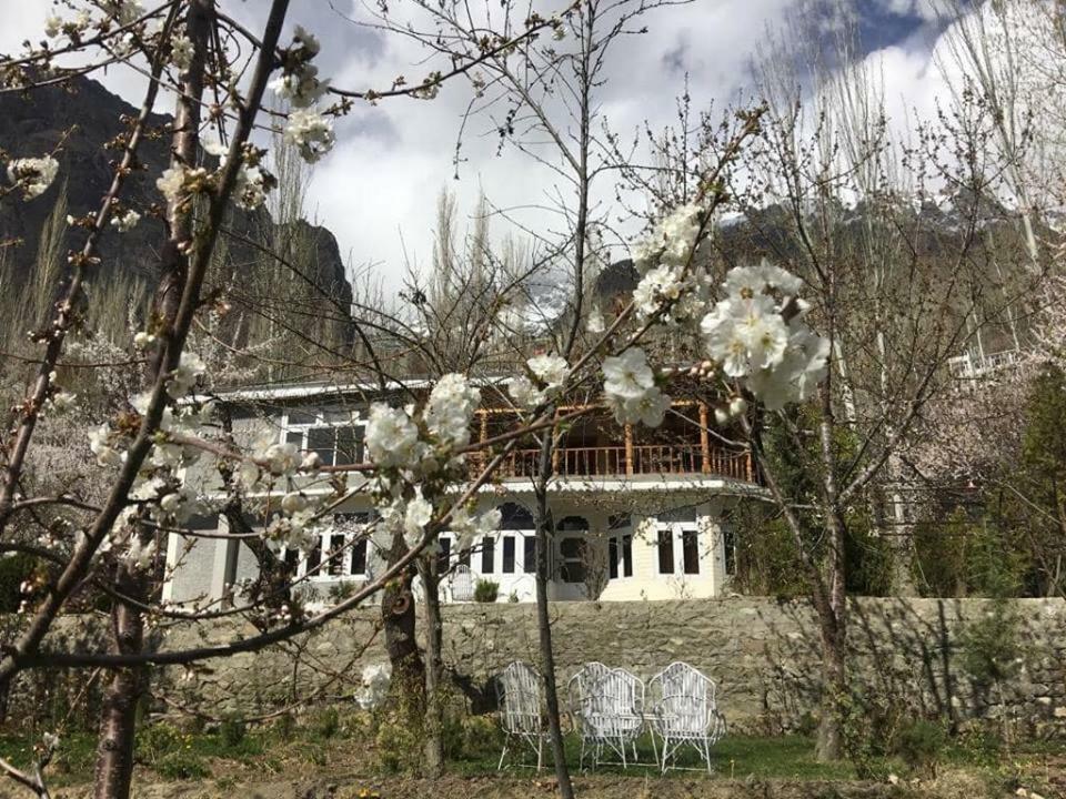 Embassy Villa Suites Karimabad  المظهر الخارجي الصورة