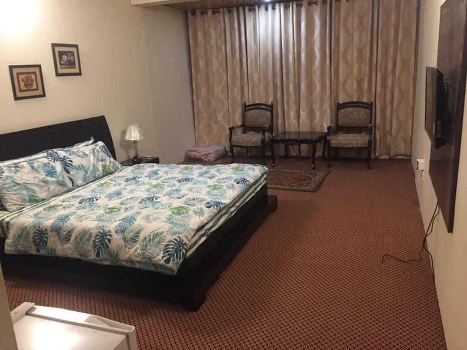 Embassy Villa Suites Karimabad  المظهر الخارجي الصورة